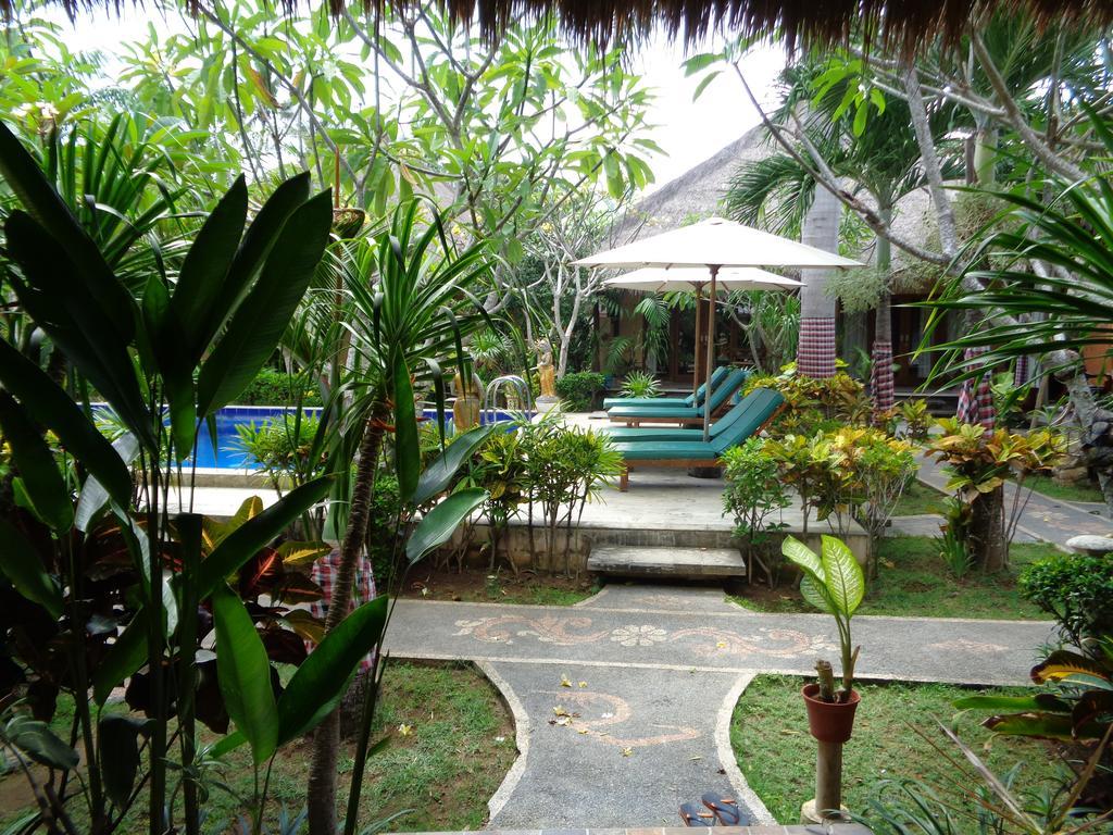 มัชรูมการ์เดนวิลลา Hotel นูซาเลมโบงัน ภายนอก รูปภาพ